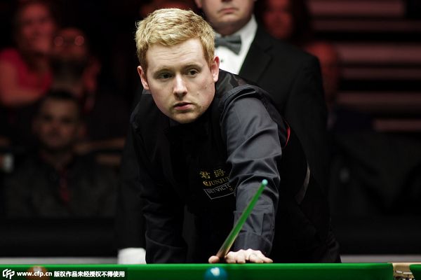 阿莫林头大了！曼联1-1又爆冷：英超7队争四差3分，1队成大黑马