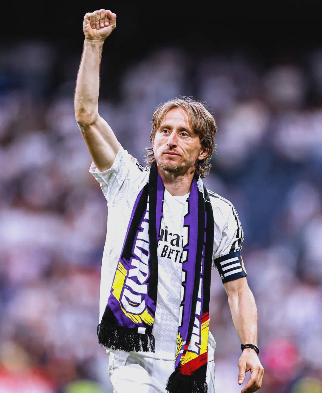 为什么投手在被击出长打后习惯性踢开投球丘上的松散泥土