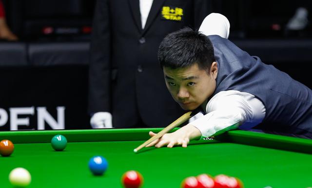 官方：意大利裁判马萨将执法欧冠第6轮巴萨vs法兰克福