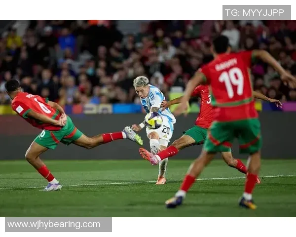 德州扑克新手老在错的地方激进（德州扑克新手总在不该激进的时机发力）